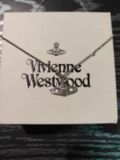 Vivienne Westwood ラインストーン オーブ ネックレスのサムネイル