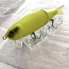 Item thumbnail for item 115a456e-ecdd-4ee4-b4d7-bce4fa270bcb