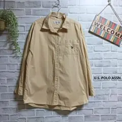 ユーエスポロアッスン シャツ 刺繍ロゴ 胸ポケット ベージュ 綿 着回し抜群 F