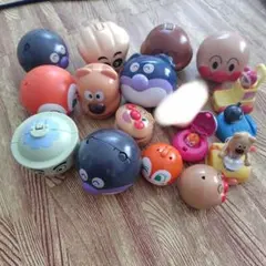 アンパンマン カプセルトイ　ガチャガチャ