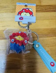 【赤色】大阪関西万博 サンリオ ミャクミャク ポムポムプリン キーホルダー