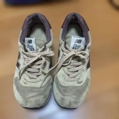 New Balance Classic 574 ベージュ/ブラウン