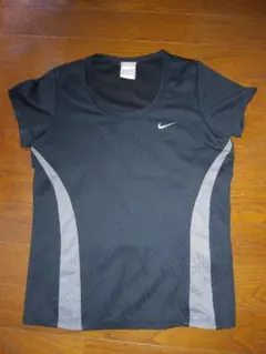 NIKE ナイキ レディース ランニングウェア　Mサイズ