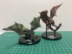 モンスターハンター　超造形魂　リオレウス亜種　リオレイア亜種　2体セット