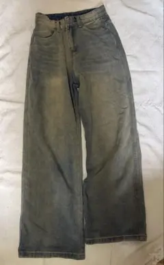 グレー ワイドレッグデニムパンツ