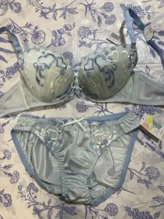 Item thumbnail for item 9f0b44d5-e02b-4799-b54e-63f394d7f547