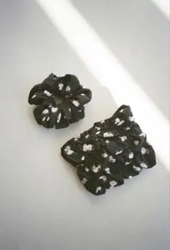 MINAMI TANAKA×CLANE ノベルティ ポーチ シュシュ　田中みな実のサムネイル