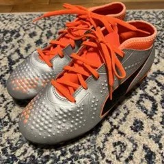 サッカーシューズ・スパイク サイズ22.5