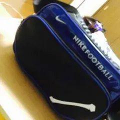 ナイキエナメルバック