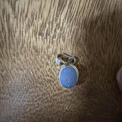 オパールペンダントトップ