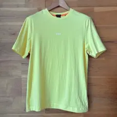 【Hugo Boss ヒューゴボス】Tシャツ メンズM 無地 胸 ブランドロゴのサムネイル