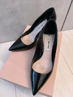 miu miu ブラック ポインテッドトゥ パンプス