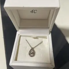 4℃ ネックレス しずくモチーフ ストーン付き