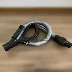 Item thumbnail for item 952a24eb-8b5e-4781-bff2-01627e93a330