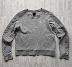 Nike ナイキ　グレー クルーネック トレーナー