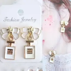 カメリアリボン CC香水瓶 ホワイトゴールドピアス シャネルストーン可