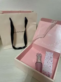 JILL STUART リップブーケセラム　ショッパー・ボックス付き
