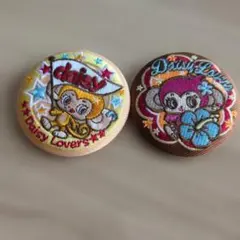 匿名配送】Daisy Lovers ピンバッジ 2個セット - メルカリ