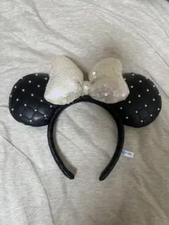 ディズニー カチューシャ 黒キルティング パール ミニー