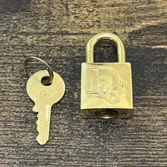 2025年最新】dior 南京錠の人気アイテム - メルカリ