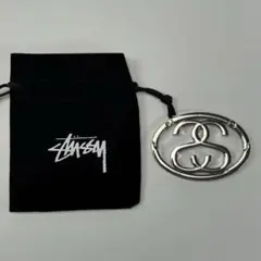 stussy インフルエンサー着用 カラビナ 新品未使用 完売品 stussy インフルエンサー着用 カラビナ 新品未使用 完売品