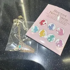 ディズニーストア　シークレット　ネックレス　プリンセス　ティアラ
