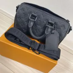 LOUIS VUITTON キーポル・バンドリエール25 トリヨンレザー