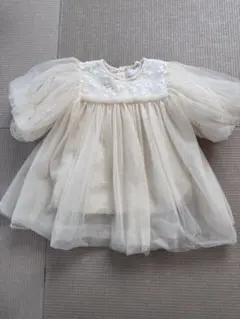 アイボリー フワフワ袖 ベビードレス 80/90
