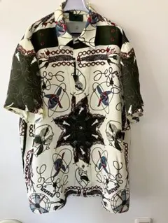 美品！Junior GAULTIER ジュニアゴルチエ　パネルプリント シャツのサムネイル