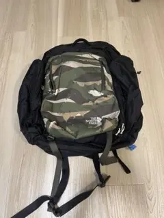 THE NORTH FACE 迷彩・ブラックリュック