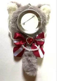 痛ロゼット　ねこ　グレー　ワインレッド