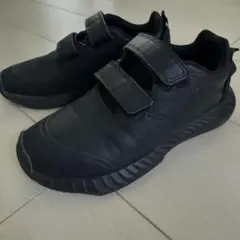 adidas ブラック スニーカー ベルクロ