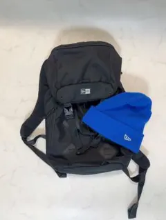 NEWERAの超～美品リュックおまけニット付き♡