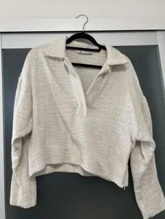 クロップドシャツ