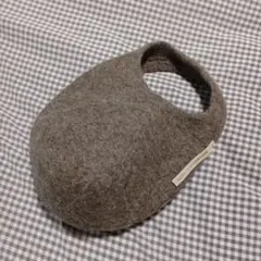 Item thumbnail for item 44d6828e-5f70-4382-8bdc-c2f517600e4a