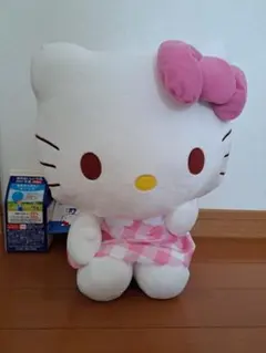 新品未使用！サンリオ　ハローキティ BIGぬいぐるみ　約30cm