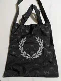 【美品】FRED PERRY ナイロン製トートバッグ
