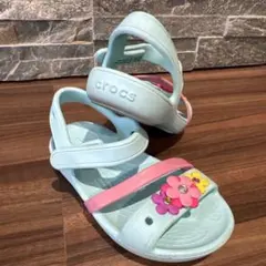 crocs 水色 花装飾 サンダル　C7サイズ