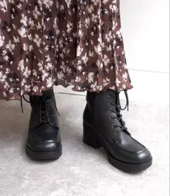 【あしながおじさん】スクエアトゥレースアップブーツ
