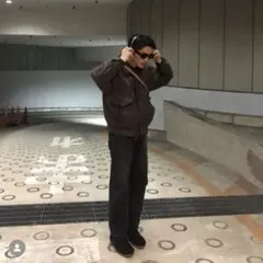 vintage old leather bomber jacket 90s