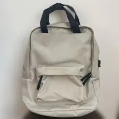 無印良品手提げとしても使える撥水リ ユックサック A4 ライトグレー
