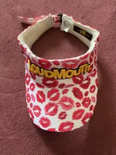 LOUDMOUTH キスマーク柄 バイザー