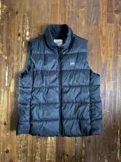 GAP 黒 ダウンベスト