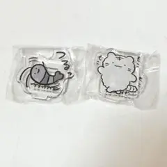 ホワイトタイガーとブラックタイガー アクリルスタンド ガチャガチャ
