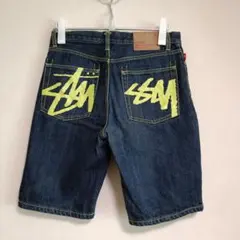 STUSSY　デニムショートパンツ　ペイントのサムネイル