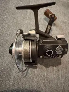 DAIWA オールド 小型 スピニングリール SS600 ダイワ　激レア物！のサムネイル