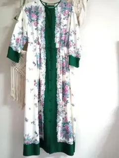 ★未使用★美品★フラワープリント ロングワンピース グリーン