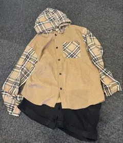 フード付きチェック柄シャツ 黒パンツ セット