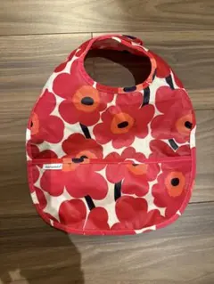 marimekko マリメッコ スタイ お食事エプロン ビブ ウニッコ柄 赤