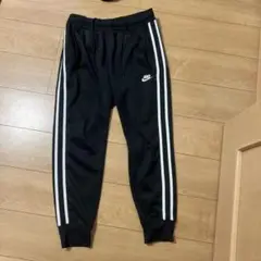 Nike ブラック トレーニングパンツ